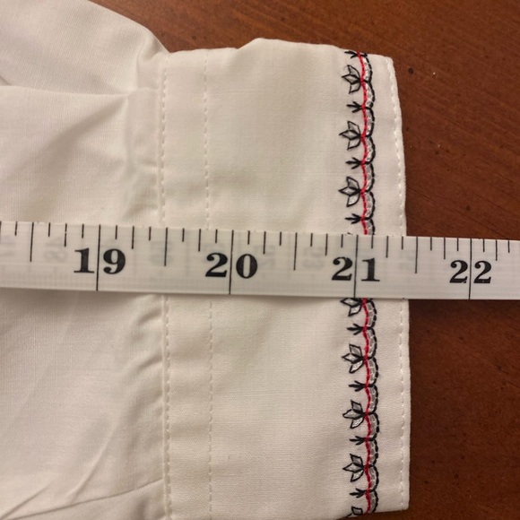 Embroidered Shirt White LARGE - Picture 7 of 10